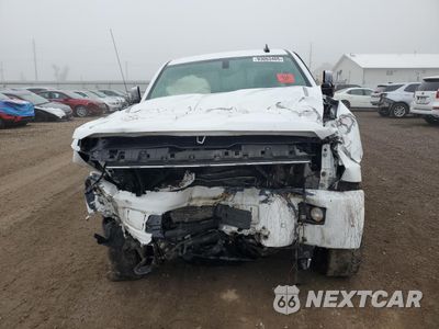 Piąte zdjęcie samochodu w środku: 2016 CHEVROLET SILVERADO K2500 HEAVY DUTY LTZ VIN:1GC1KWE87GF190760 - miniatura