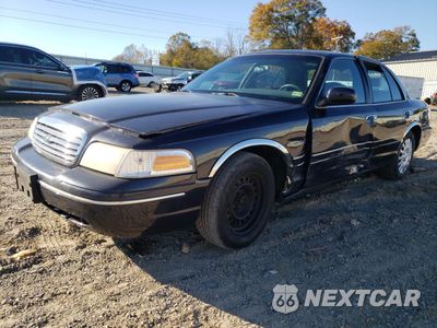 1999 FORD CROWN VICTORIA 2FAFP73W3XX135635 - główne zdjęcie licytacji z USA - miniatura