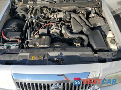 Zdjęcie 11 z 12 samochodu: 2007 MERCURY GRAND MARQUIS LS VIN:2MEFM75V87X628121 - miniatura