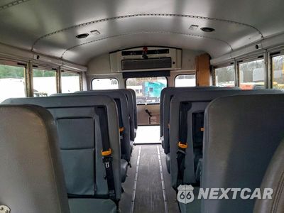 Zdjęcie 6 z 10 samochodu: 2014 CHEVROLET EXPRESS SCHOOL BUS VIN:1GB3G2BG6E1140087 - miniatura