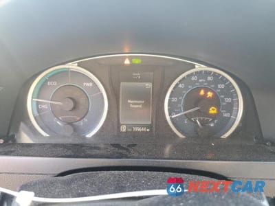 Zdjęcie 9 z 12 samochodu: 2015 TOYOTA CAMRY HYBRID VIN:4T1BD1FK6FU168279 - miniatura