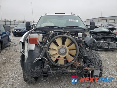 Piąte zdjęcie samochodu w środku: 2013 CHEVROLET SILVERADO K2500 HEAVY DUTY LTZ VIN:1GC1KYC8XDF192500 - miniatura