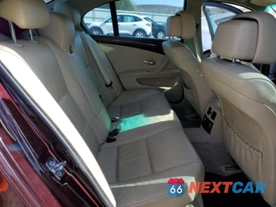 Zdjęcie 10 z 12 samochodu: 2009 BMW 528 I VIN:WBANU53539C119930 - miniatura