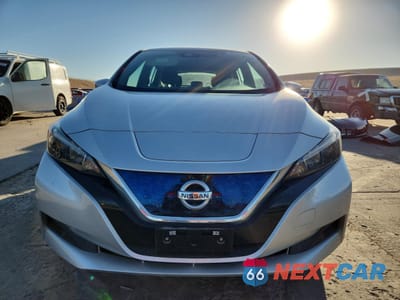 Piąte zdjęcie samochodu w środku: 2022 NISSAN LEAF S VIN:1N4AZ1BV8NC555220 - miniatura
