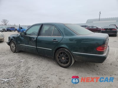 Drugie zdjęcie samochodu z przodu: 1999 MERCEDES-BENZ E 320 VIN:WDBJF65H7XA885207 - miniatura