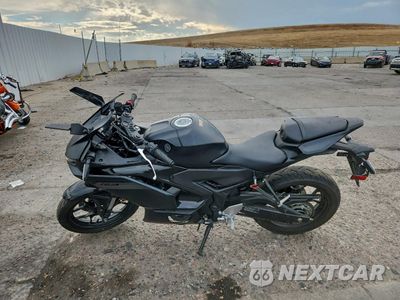 Trzecie zdjęcie samochodu z tyłu: 2025 YAMAHA YFZ320 A VIN:MH3RH25EXSK005344 - miniatura