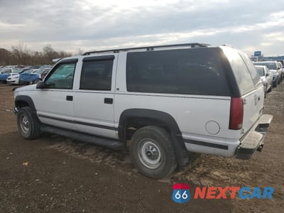 Drugie zdjęcie samochodu z przodu: 1997 CHEVROLET SUBURBAN K2500 VIN:1GNGK26J7VJ300728 - miniatura