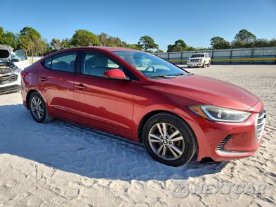 Czwarte zdjęcie samochodu z boku: 2017 HYUNDAI ELANTRA SE VIN:5NPD84LF9HH003981 - miniatura