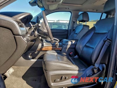 Zdjęcie 7 z 12 samochodu: 2018 CHEVROLET SUBURBAN C1500 LT VIN:1GNSCHKC3JR223353 - miniatura