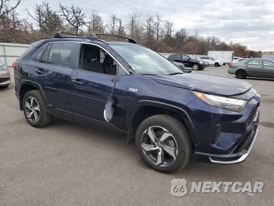 Czwarte zdjęcie samochodu z boku: 2023 TOYOTA RAV4 PRIME SE VIN:JTMAB3FV9PD113533 - miniatura