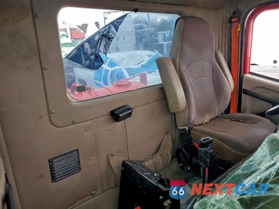 Zdjęcie 6 z 10 samochodu: 2013 INTERNATIONAL 5500I VIN:1HTXLSHTXDJ416723 - miniatura