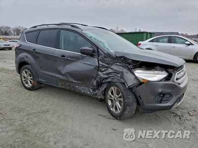Czwarte zdjęcie samochodu z boku: 2018 FORD ESCAPE SE VIN:1FMCU9GD0JUC99896 - miniatura