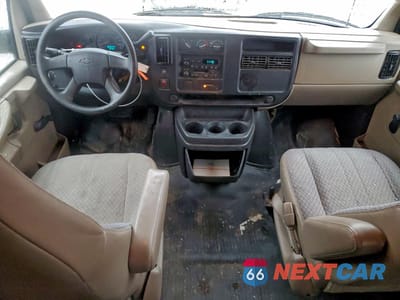 Zdjęcie 8 z 13 samochodu: 2007 CHEVROLET EXPRESS G1500 VIN:1GCFG15X371251875 - miniatura