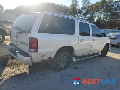 Trzecie zdjęcie samochodu z tyłu: 2003 CADILLAC ESCALADE ESV VIN:3GYFK66N03G267126 - miniatura