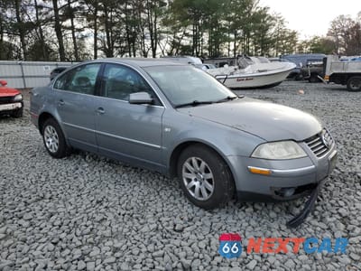 Czwarte zdjęcie samochodu z boku: 2003 VOLKSWAGEN PASSAT GLS VIN:WVWPD63B03P099840 - miniatura