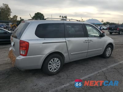 Trzecie zdjęcie samochodu z tyłu: 2012 KIA SEDONA LX VIN:KNDMG4C74C6483667 - miniatura