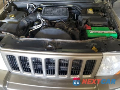 Zdjęcie 12 z 15 samochodu: 2006 JEEP COMMANDER VIN:1J8HG48N16C323009 - miniatura