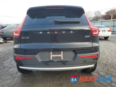 Zdjęcie 6 z 12 samochodu: 2023 VOLVO XC40 PLUS VIN:YV4L12UN1P2913003 - miniatura