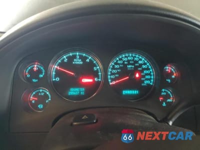 Zdjęcie 9 z 13 samochodu: 2007 CHEVROLET SUBURBAN C1500 VIN:3GNFC16067G214518 - miniatura