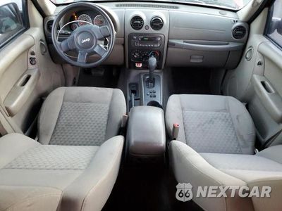 Zdjęcie 8 z 13 samochodu: 2007 JEEP LIBERTY SPORT VIN:1J4GK48K27W702201 - miniatura