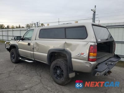 Drugie zdjęcie samochodu z przodu: 2001 CHEVROLET SILVERADO K2500 HEAVY DUTY VIN:1GCHK24G61E237824 - miniatura