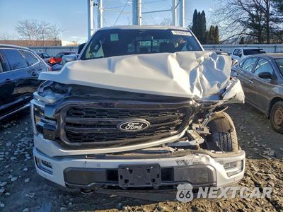 Piąte zdjęcie samochodu w środku: 2024 FORD F150 LARIAT VIN:1FTFW5L80RFB18695 - miniatura
