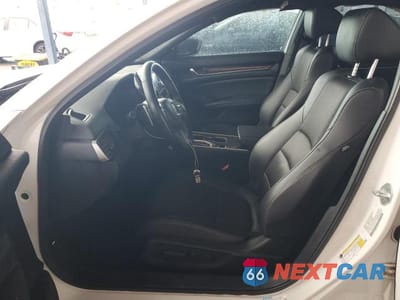 Zdjęcie 7 z 12 samochodu: 2022 HONDA ACCORD HYBRID SPORT VIN:1HGCV3F28NA041164 - miniatura