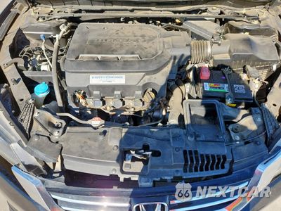Zdjęcie 11 z 12 samochodu: 2013 HONDA ACCORD TOURING VIN:1HGCR3F93DA042481 - miniatura