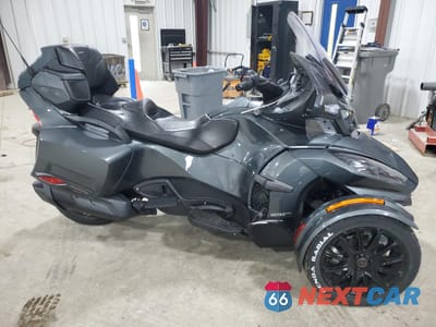 2018 CAN-AM SPYDER ROADSTER RT 2BXNBDD29JV004176 - główne zdjęcie licytacji z USA - miniatura