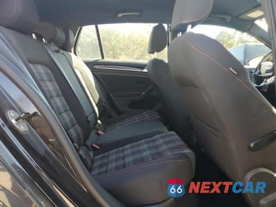 Zdjęcie 10 z 12 samochodu: 2017 VOLKSWAGEN GTI S/SE VIN:3VW447AUXHM043850 - miniatura