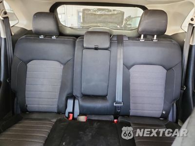 Zdjęcie 10 z 13 samochodu: 2017 FORD EDGE SE VIN:2FMPK4G96HBC55214 - miniatura