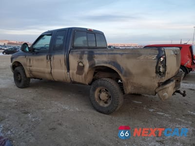 Drugie zdjęcie samochodu z przodu: 2002 FORD F250 SUPER DUTY VIN:1FTNX21F32EB73906 - miniatura