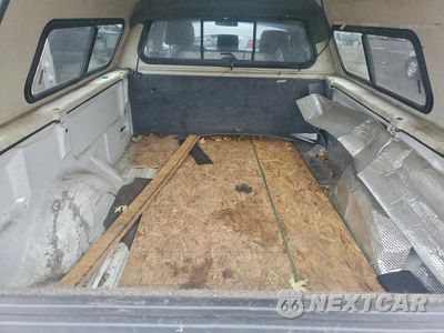 Zdjęcie 10 z 16 samochodu: 2014 FORD F150 VIN:1FTMF1CM6EKD29298 - miniatura