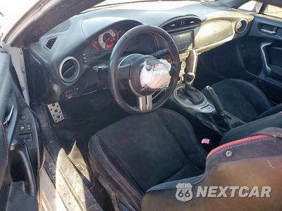 Zdjęcie 8 z 12 samochodu: 2013 TOYOTA SCION FR-S VIN:JF1ZNAA11D2726679 - miniatura