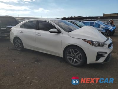 Czwarte zdjęcie samochodu z boku: 2019 KIA FORTE EX VIN:3KPF54AD7KE045094 - miniatura