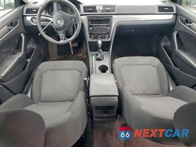 Zdjęcie 8 z 13 samochodu: 2013 VOLKSWAGEN PASSAT S VIN:1VWAP7A30DC053140 - miniatura
