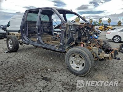 Czwarte zdjęcie samochodu z boku: 2015 CHEVROLET SILVERADO K2500 HEAVY DUTY LT VIN:1GC1KVE80FF166714 - miniatura