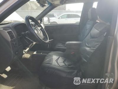 Zdjęcie 7 z 11 samochodu: 2006 GMC CANYON VIN:1GTDT136568127688 - miniatura