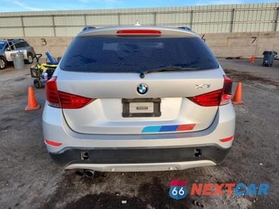 Zdjęcie 6 z 13 samochodu: 2014 BMW X1 SDRIVE28I VIN:WBAVM1C57EVW52208 - miniatura