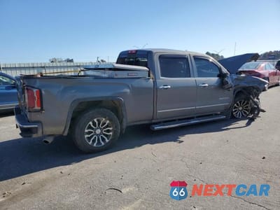 Trzecie zdjęcie samochodu z tyłu: 2017 GMC SIERRA K1500 SLT VIN:3GTU2NEC3HG320433 - miniatura