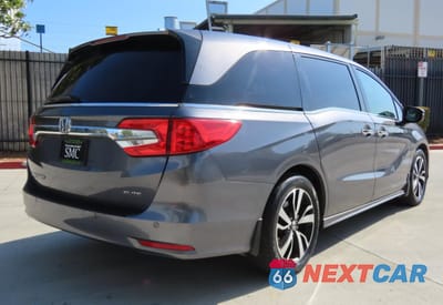 Trzecie zdjęcie samochodu z tyłu: 2018 HONDA ODYSSEY ELITE VIN:5FNRL6H95JB010868 - miniatura