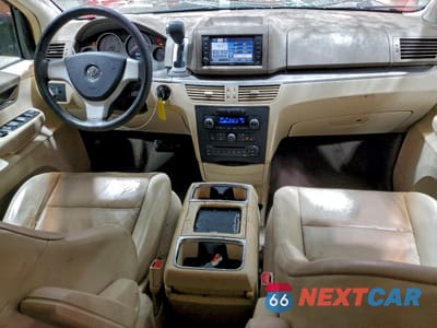 Zdjęcie 8 z 14 samochodu: 2009 VOLKSWAGEN ROUTAN SEL VIN:2V8HW54X79R549840 - miniatura