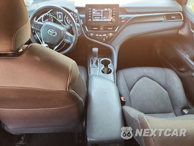Zdjęcie 8 z 12 samochodu: 2022 TOYOTA CAMRY LE VIN:4T1R11AK7NU624271 - miniatura