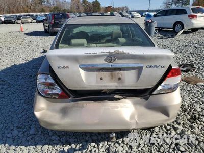 Zdjęcie 6 z 11 samochodu: 2002 TOYOTA CAMRY LE VIN:4T1BE32K02U555788 - miniatura
