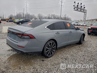 Trzecie zdjęcie samochodu z tyłu: 2025 HONDA ACCORD TOURING HYBRID VIN:1HGCY2F82SA069172 - miniatura