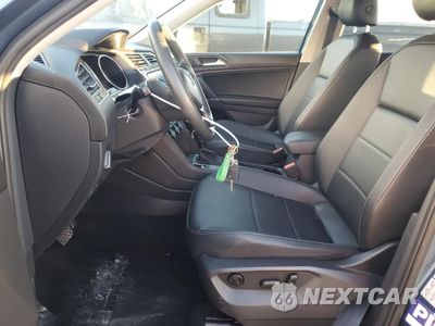 Zdjęcie 7 z 15 samochodu: 2020 VOLKSWAGEN TIGUAN SE VIN:3VV3B7AX3LM037882 - miniatura
