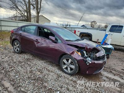 Czwarte zdjęcie samochodu z boku: 2018 KIA FORTE LX VIN:3KPFL4A73JE215059 - miniatura