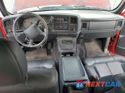 Zdjęcie 8 z 13 samochodu: 2001 GMC NEW SIERRA K1500 VIN:2GTEK19T011297716 - miniatura