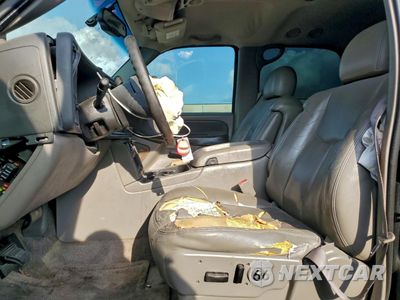 Zdjęcie 7 z 13 samochodu: 2003 CHEVROLET TAHOE C1500 VIN:1GNEC13ZX3R143901 - miniatura