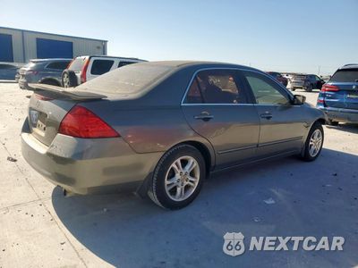 Trzecie zdjęcie samochodu z tyłu: 2007 HONDA ACCORD EX VIN:1HGCM56767A068246 - miniatura